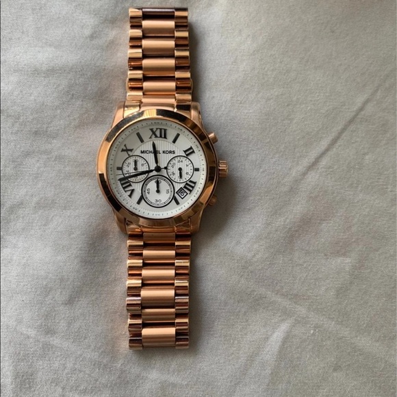 Michael Kors Watch - Picture 2 of 4